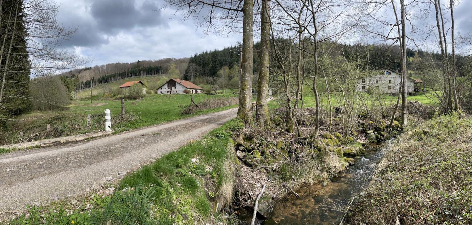La Hutte Villa Tendon Eksteriør billede