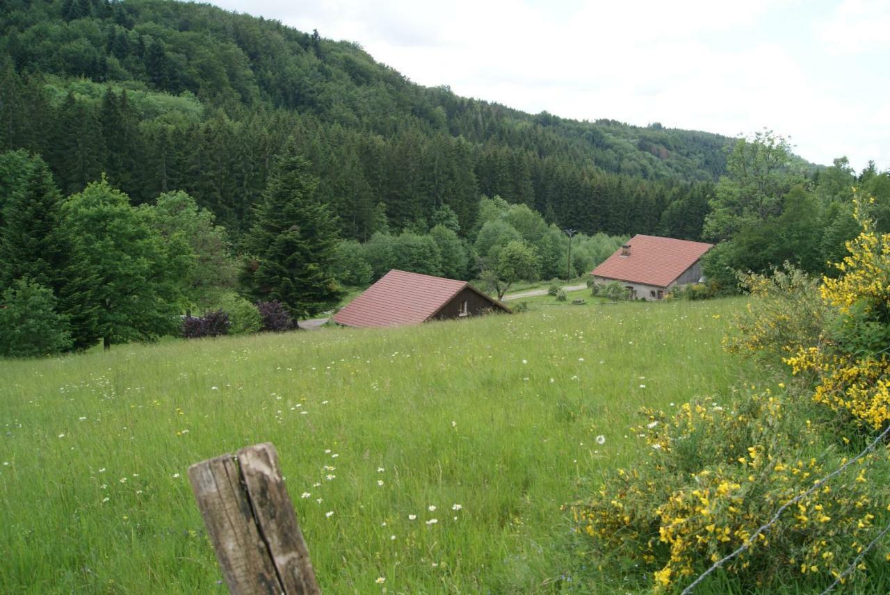 La Hutte Villa Tendon Eksteriør billede